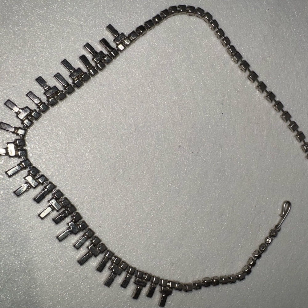 Vintage Rhinestone Necklace - Picture 7 of 8